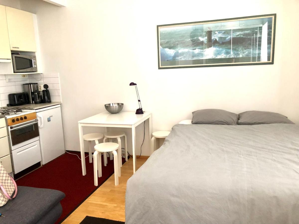 Sweet Studio City Center Toolonkatu Apartment Helsinki Bagian luar foto